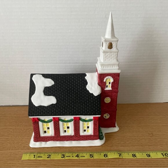 Vtg Galleria Red Church Christmas Village Fine Porcelain Hand Painted Decoration - Picture 10 of 12